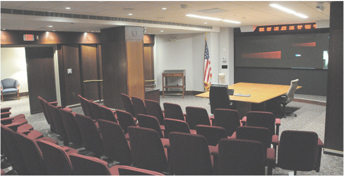 Integrated conference and presentation room